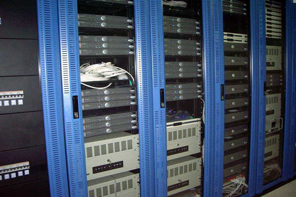 楼宇自动化系统一种新颖的布线方式！(图1)